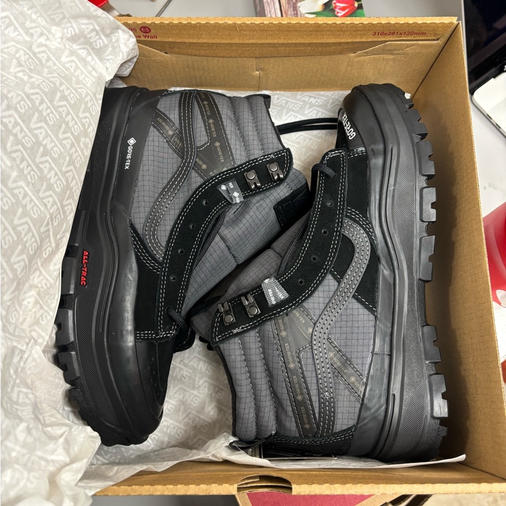 Vans GORETEX Winter Boots